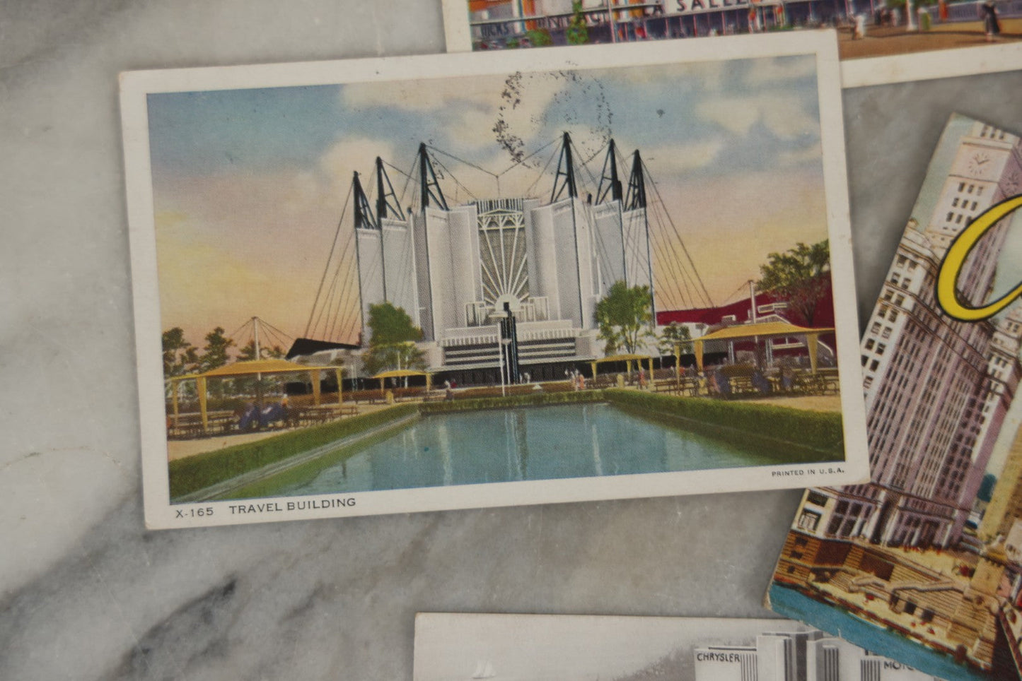 Lot 162 - Grouping Of Vintage Chicago Themed Postcards, Including Six Single Postcards And "Chicago Of Today" Souvenir Folder