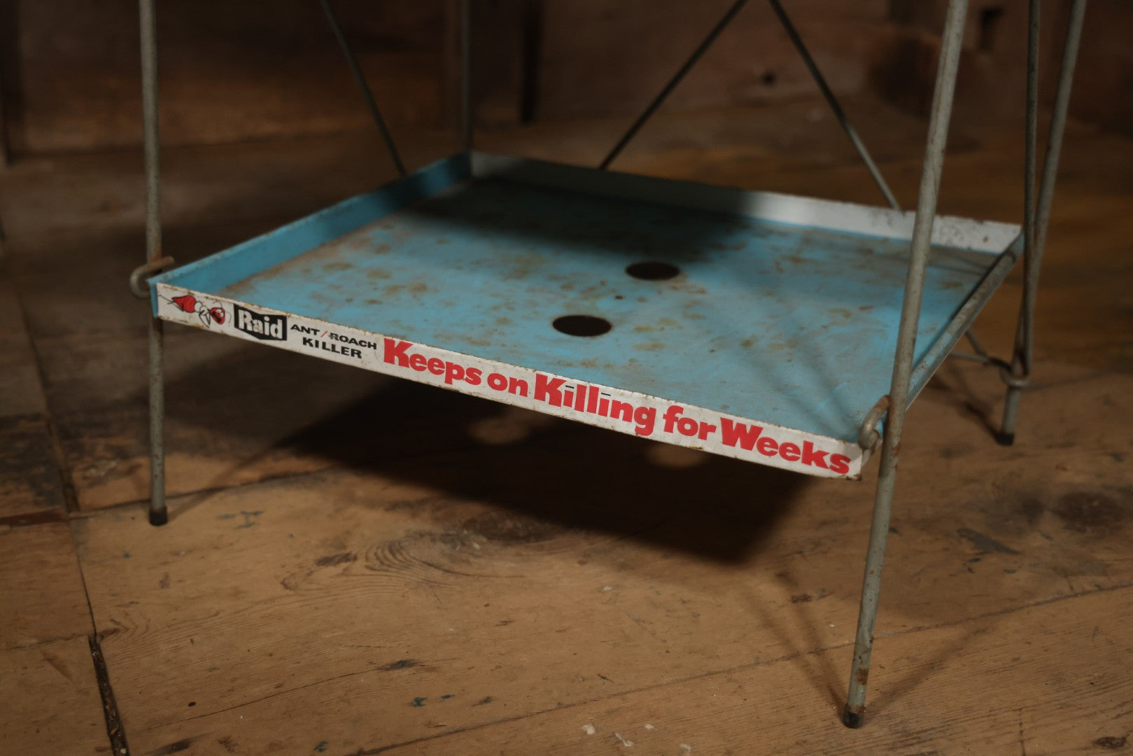 Vintage Raid “Kills'Em Dead” Advertising Metal Store Display Shelf