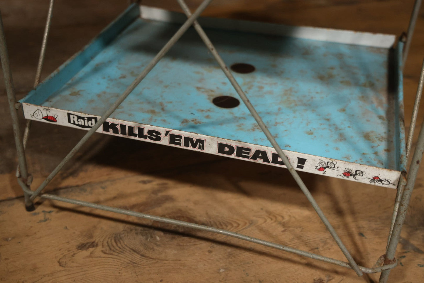 Vintage Raid “Kills'Em Dead” Advertising Metal Store Display Shelf