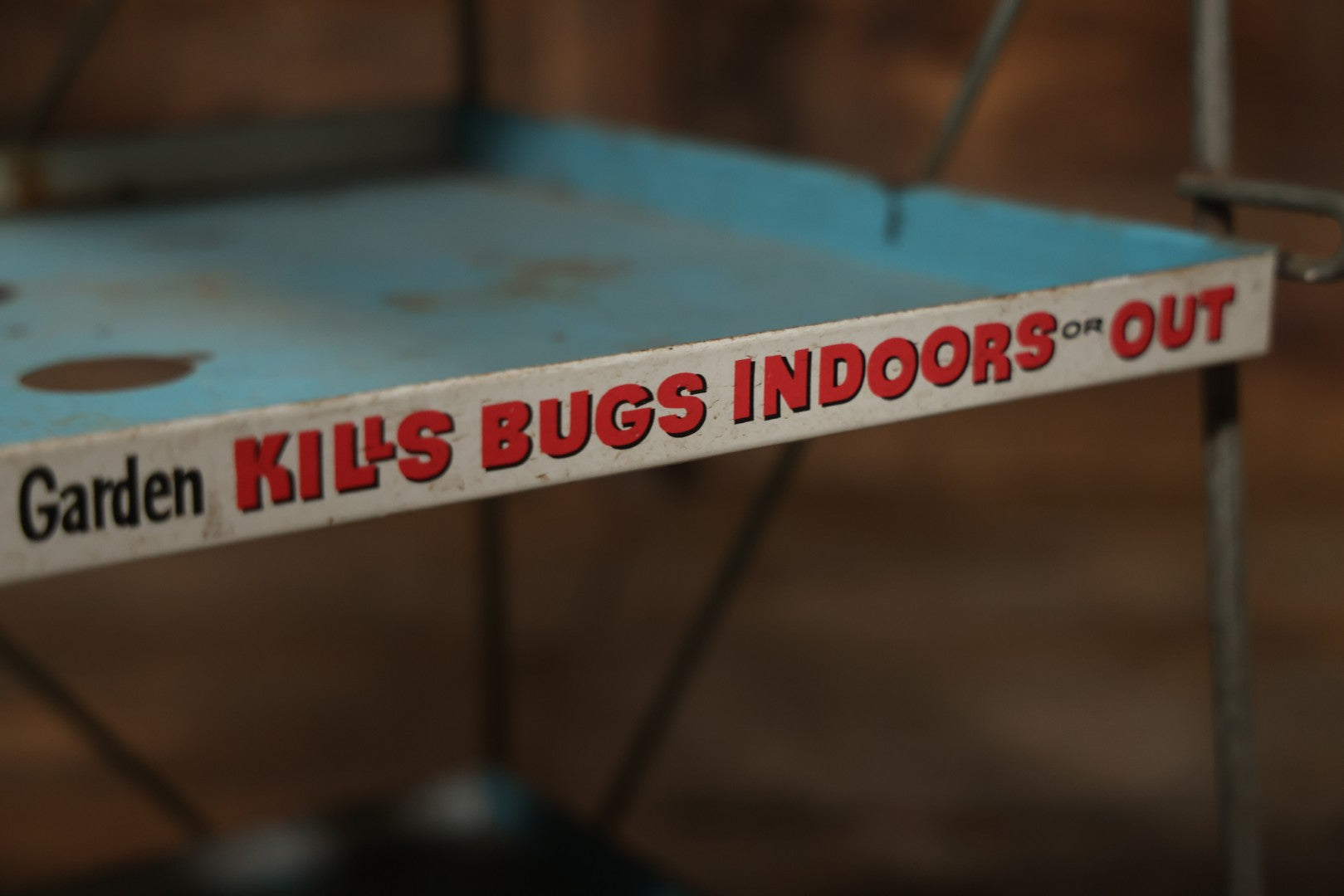Vintage Raid “Kills'Em Dead” Advertising Metal Store Display Shelf