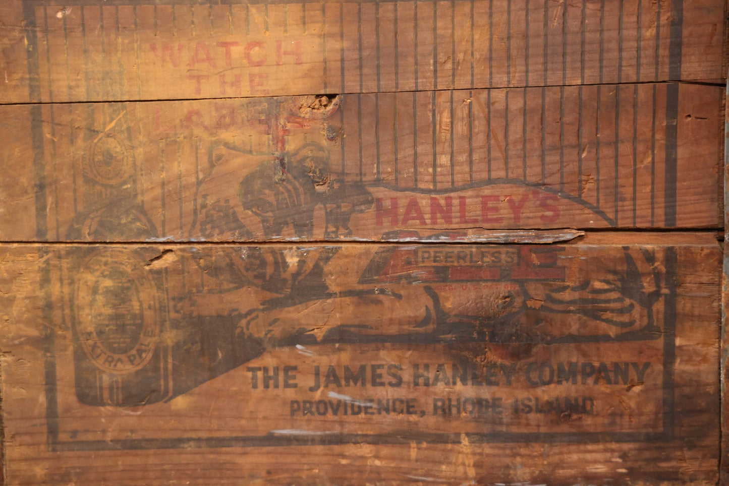 Hanley's Peerless Ale Wooden Advertising Crate With Bulldog Graphics, The James Hanley Company, Providence, Rhode Island