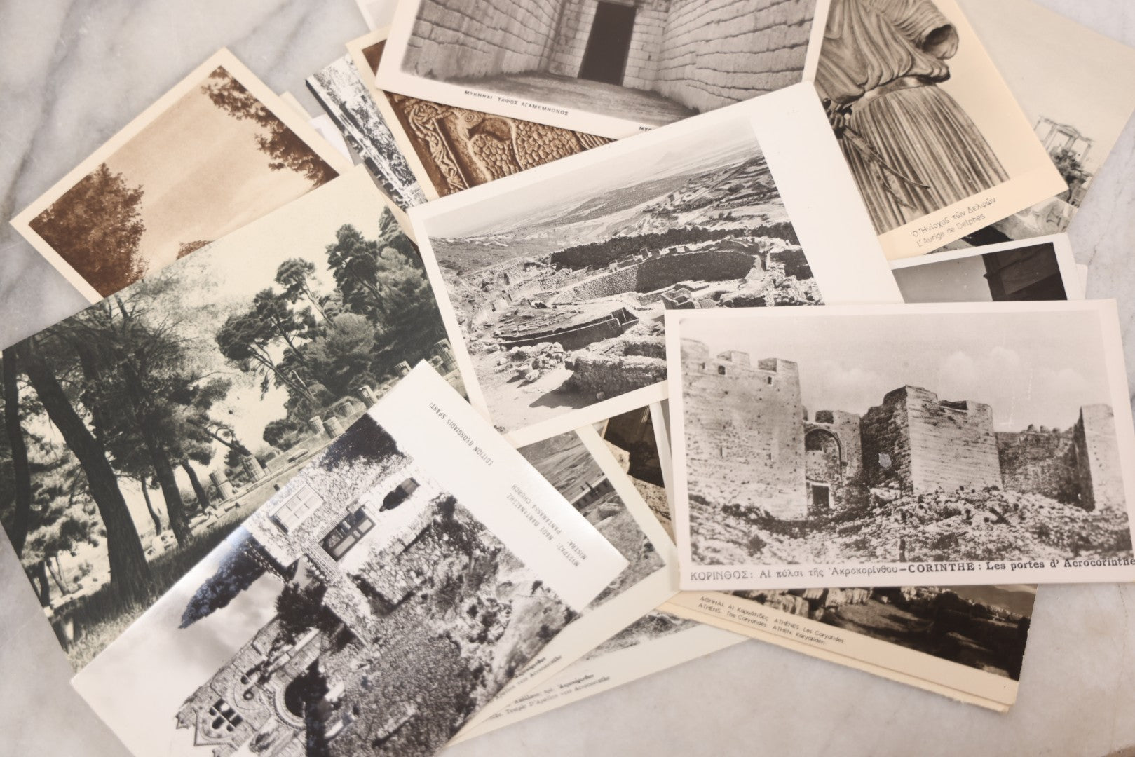 Lot 099 - Grouping Of 32 Vintage Photo Souvenir Postcards Of Greek Ruins, Greek Art And Greek Landmarks