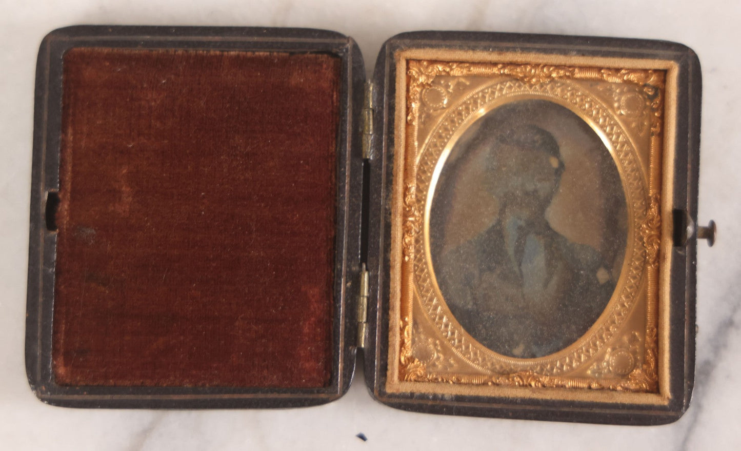 Lot 102 - Grouping Of Five Antique Photographs Including Ambrotypes And Tintypes In Cases And Brass Mats