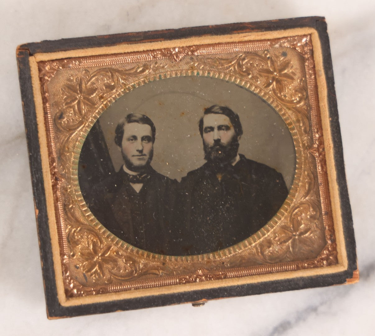 Lot 102 - Grouping Of Five Antique Photographs Including Ambrotypes And Tintypes In Cases And Brass Mats