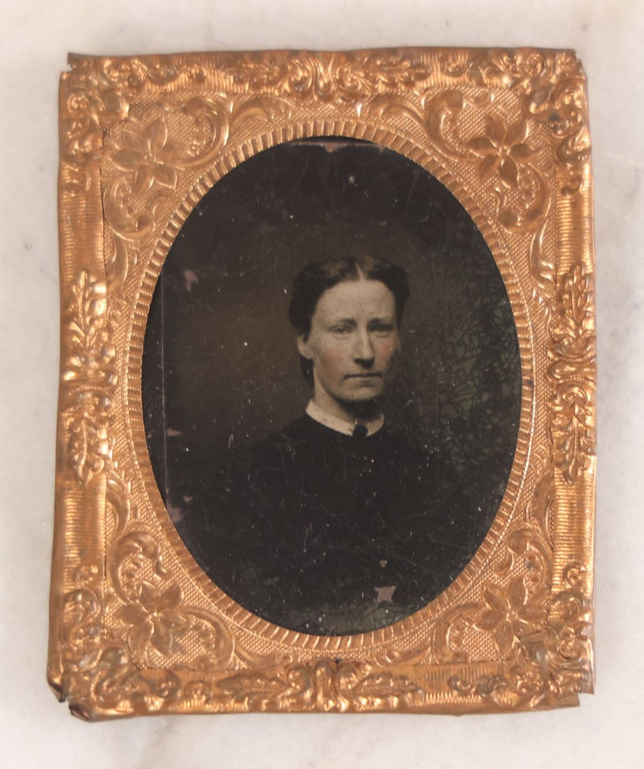 Lot 102 - Grouping Of Five Antique Photographs Including Ambrotypes And Tintypes In Cases And Brass Mats