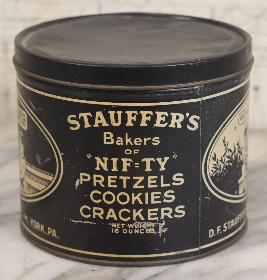 Lot 095 - Vintage D.F. Stauffer Biscuit Co. “Nif-Ty” Pretzels Cookies Crackers Tin, York, Pennsylvania, 5" H