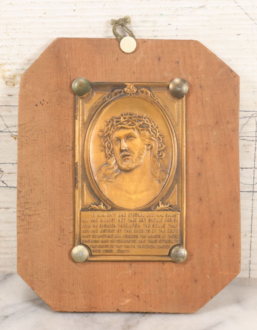 Lot 110 - Vintage Wood Religious Wall Plaque With Metal Plate Of Jesus With Crown Of Thorns And Prayer Inscription, 5" x 6"
