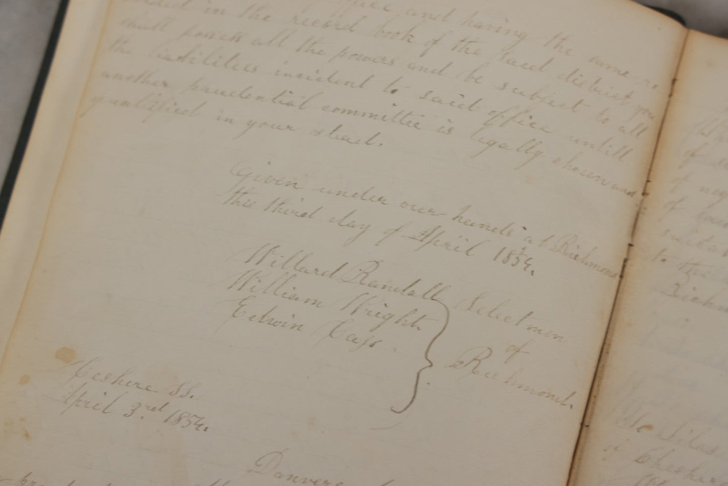 Lot 140 - Antique Handwritten Record Book For School District No. 13, Richmond, New Hampshire, 1854–1879, Blue / Green Cloth Cover With Gilded Urn Design