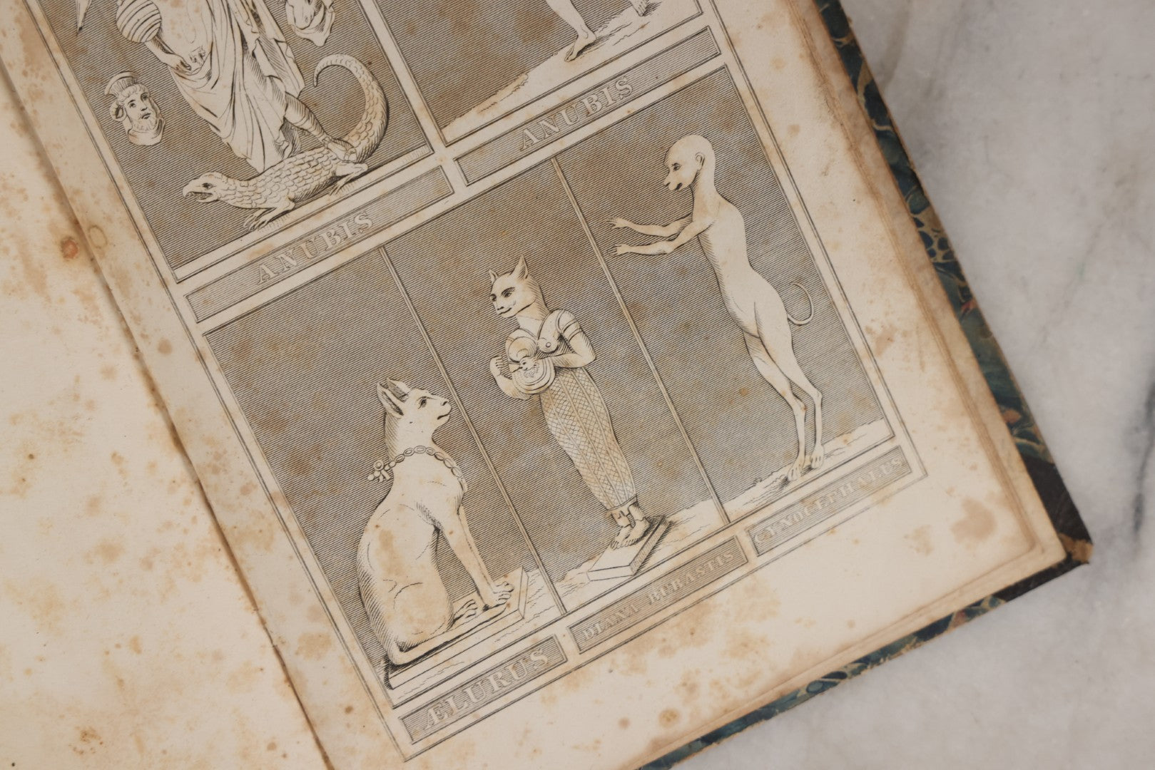 Lot 148 - "Supplemental Plates To The Manual Of Classical Literature" Antique Book Of Illustrations By N.W. Fiske, Professor In Amherst College, Published By Edward C. Biddle, Philadelphia, 1843