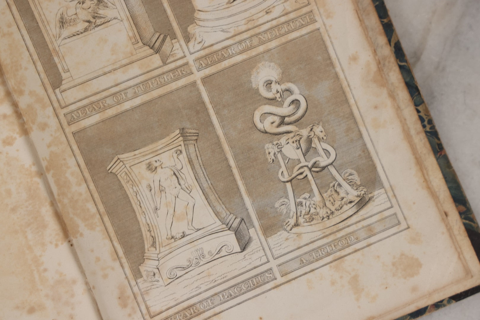 Lot 148 - "Supplemental Plates To The Manual Of Classical Literature" Antique Book Of Illustrations By N.W. Fiske, Professor In Amherst College, Published By Edward C. Biddle, Philadelphia, 1843