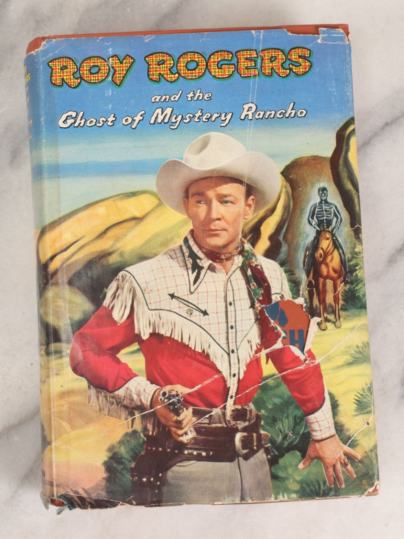 Lot 153 - "Roy Rogers And The Ghost Of Mystery Rancho" Vintage Western Adventure Book By Walker A. Tompkins, Illustrated By Andrew Bensen, Published By Whitman Publishing Company, Racine, Wisconsin