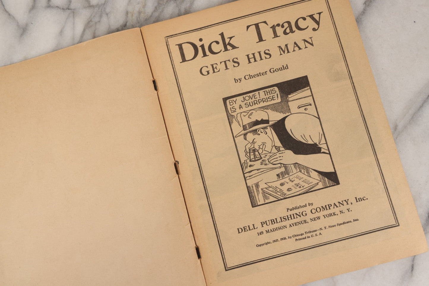 Lot 157 - "Dick Tracy Gets His Man" Vintage Comic Book By Chester Gould, Published By Dell Publishing Company, New York, Feature Book No. 7, Copyright 1937, 1938