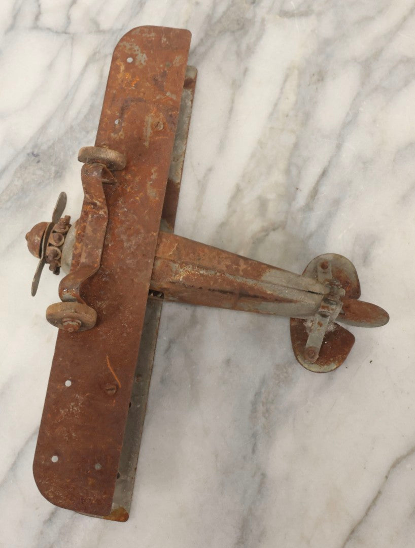 Lot 105 - Vintage Metalcraft No. 950 Tin Model Toy Of The Spirit Of St. Louis Airplane, As Found, Very Rusted, 11-1/2" L