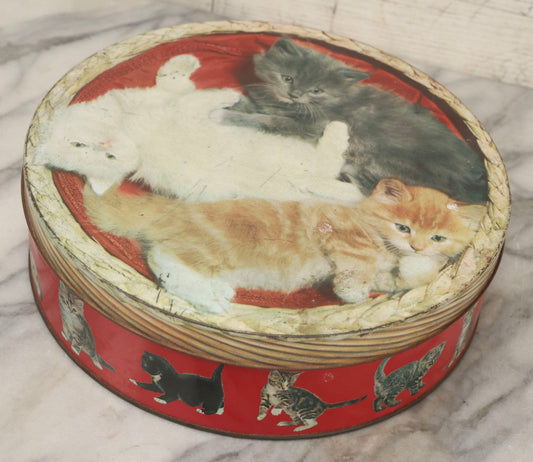 Lot 121 - Vintage Circular Biscuit Tin With Photograph Of Three Kittens On Lid, Carr's Of Carlisle, England, 10" Diameter