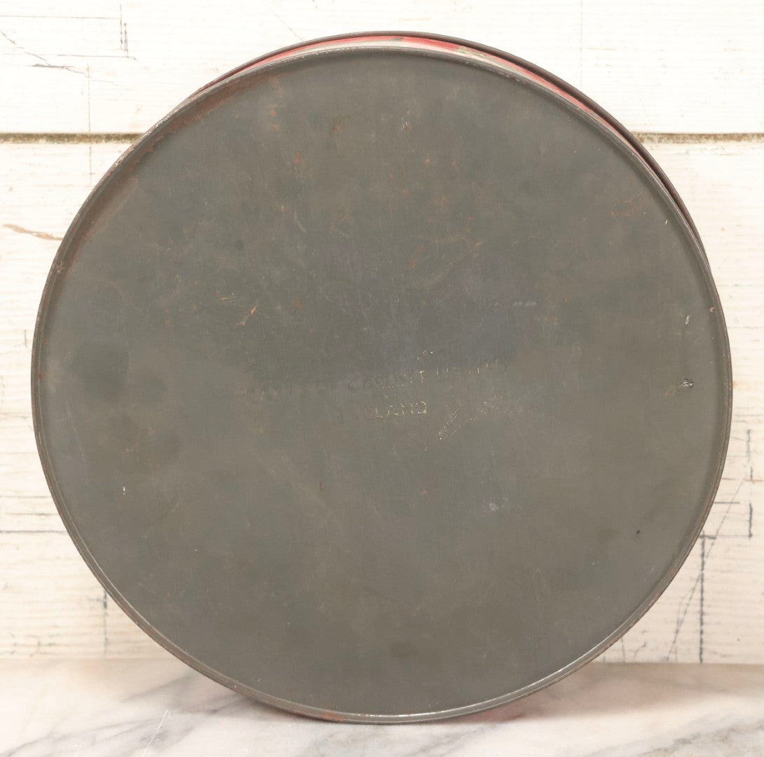 Lot 121 - Vintage Circular Biscuit Tin With Photograph Of Three Kittens On Lid, Carr's Of Carlisle, England, 10" Diameter