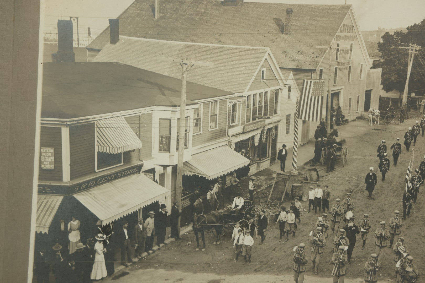 Lot 155 - Antique Boarded Photograph Of Parade On Chestnut Street, Camden, Maine, With Knights Templar / Masons With Skull And Crossbones Aprons Marching, Signed Harris Photo 1909, With Provenance Notes By Fred Crockett, Framed, 14-7/8" x 13"