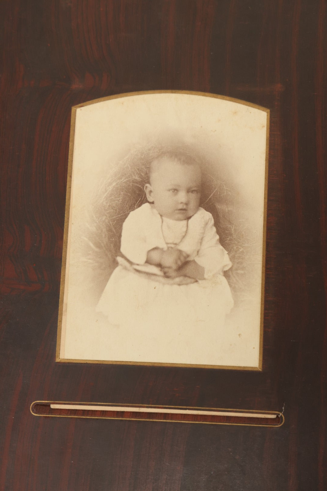 Lot 159 - Antique Victorian Family Photo Album With Brown Leather Covers And Brass Clasp Containing 18 Cabinet Cards, 13 Carte De Visite CDV Photographs, 9 Tintypes, And 4 Long Cabinet Cards Including Hidden Mother And Black Baby Portraits