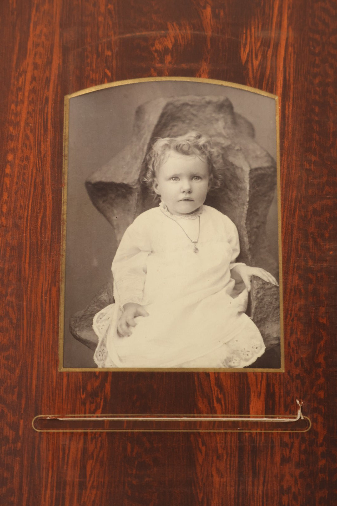 Lot 159 - Antique Victorian Family Photo Album With Brown Leather Covers And Brass Clasp Containing 18 Cabinet Cards, 13 Carte De Visite CDV Photographs, 9 Tintypes, And 4 Long Cabinet Cards Including Hidden Mother And Black Baby Portraits