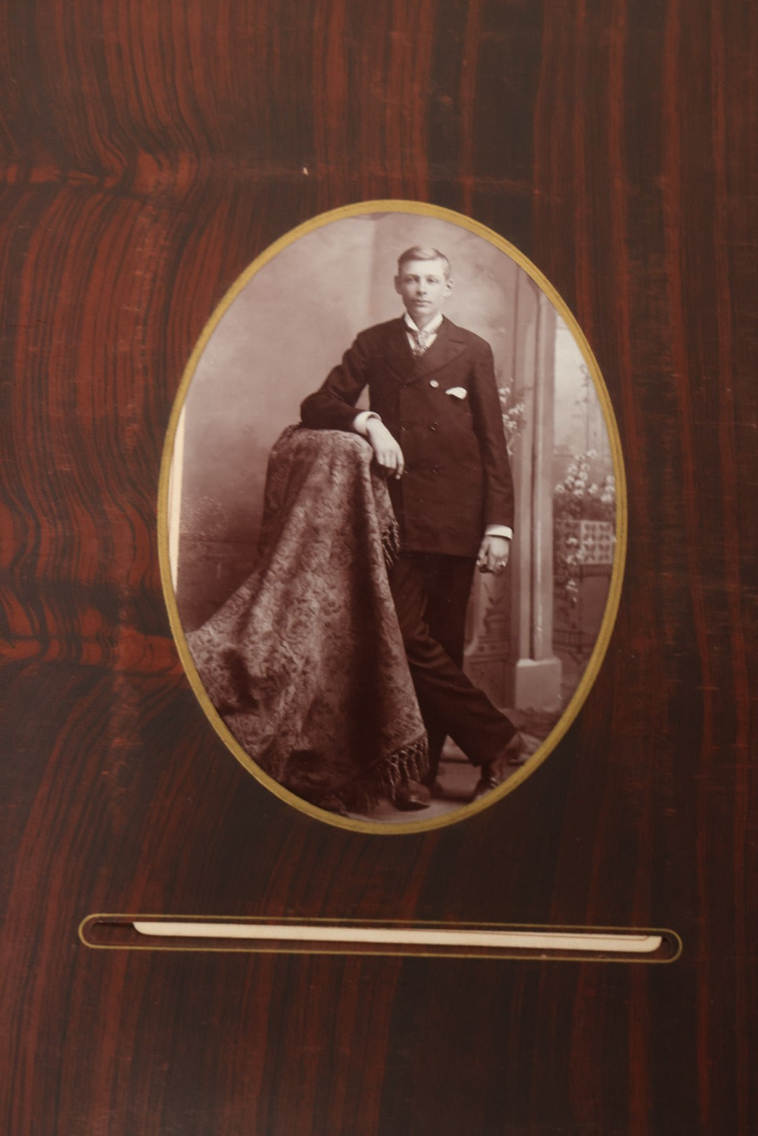 Lot 159 - Antique Victorian Family Photo Album With Brown Leather Covers And Brass Clasp Containing 18 Cabinet Cards, 13 Carte De Visite CDV Photographs, 9 Tintypes, And 4 Long Cabinet Cards Including Hidden Mother And Black Baby Portraits
