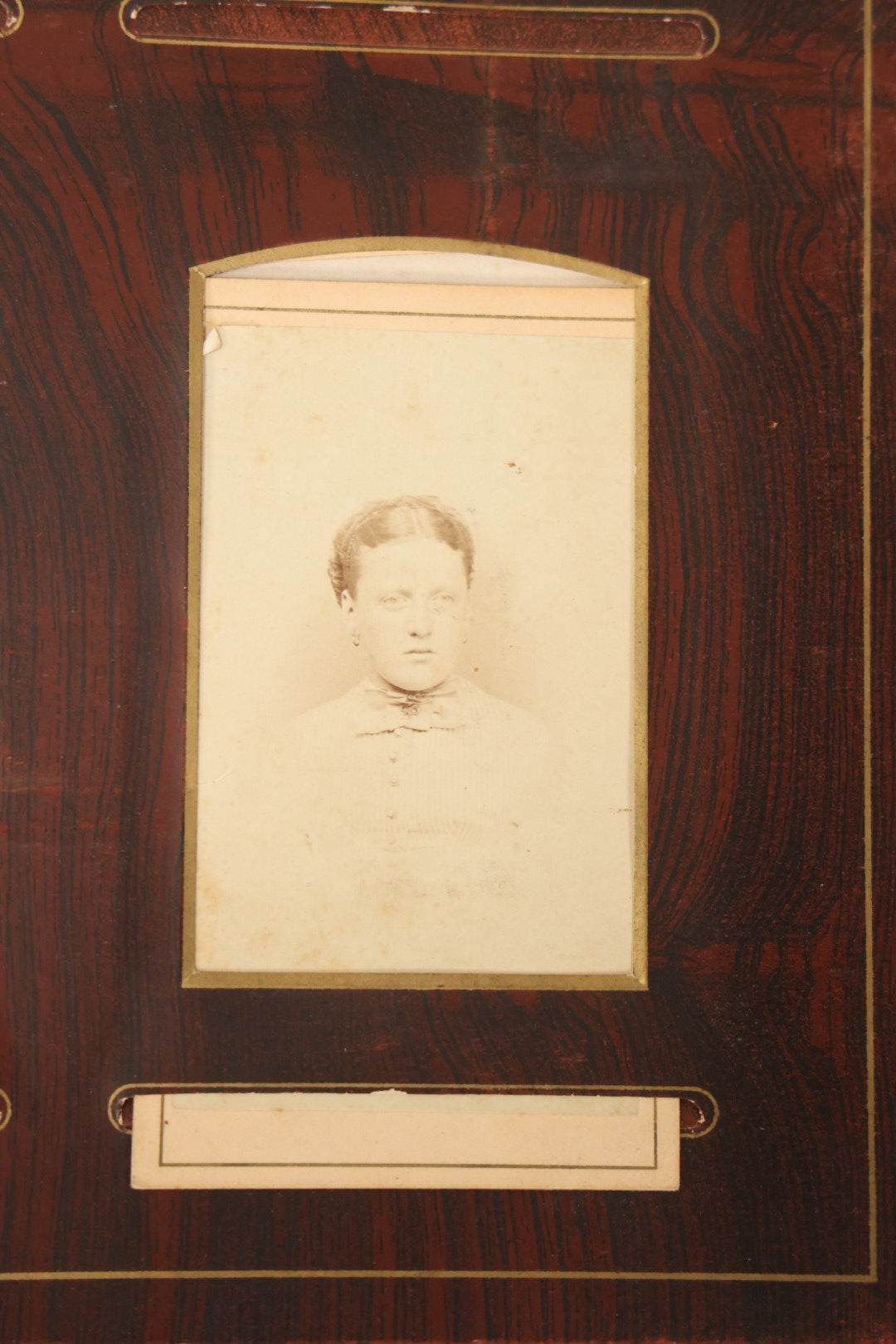 Lot 159 - Antique Victorian Family Photo Album With Brown Leather Covers And Brass Clasp Containing 18 Cabinet Cards, 13 Carte De Visite CDV Photographs, 9 Tintypes, And 4 Long Cabinet Cards Including Hidden Mother And Black Baby Portraits