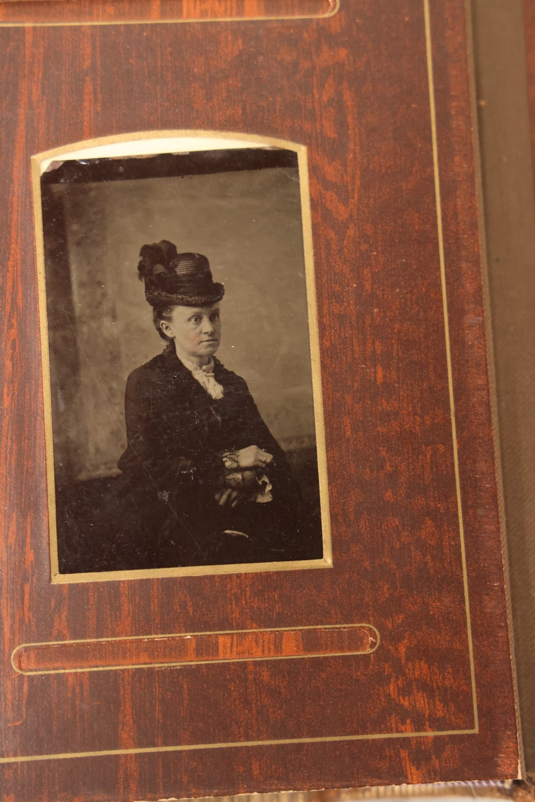 Lot 159 - Antique Victorian Family Photo Album With Brown Leather Covers And Brass Clasp Containing 18 Cabinet Cards, 13 Carte De Visite CDV Photographs, 9 Tintypes, And 4 Long Cabinet Cards Including Hidden Mother And Black Baby Portraits