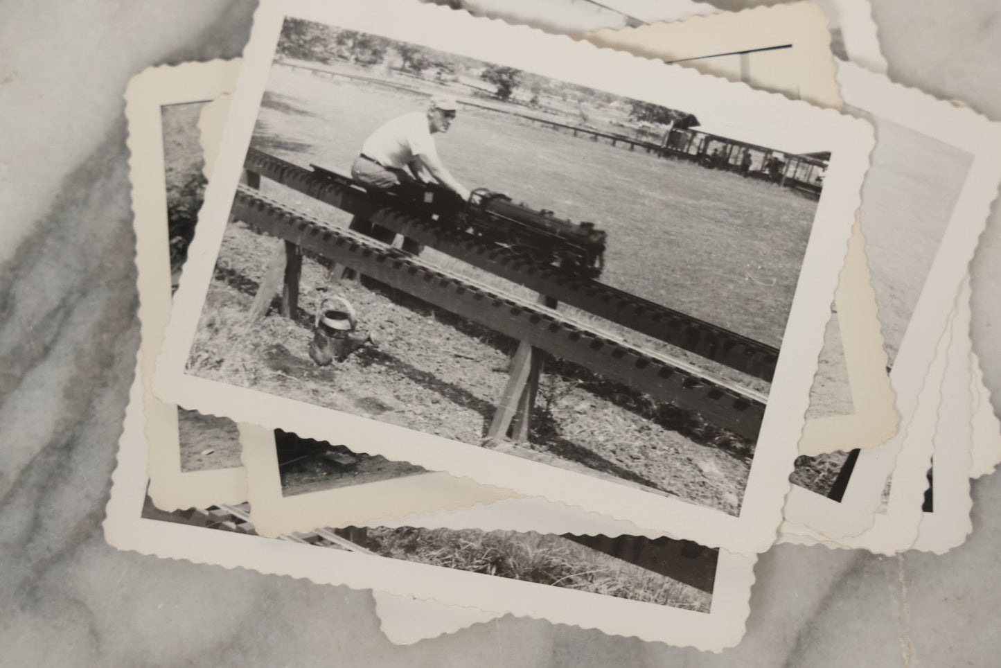 Lot 184 - Grouping Of 17 Vintage Snapshot Photographs Of New England Live Steamers Miniature Railroad Club Showing Men, Children, And Scale Trains, In Envelope As Found