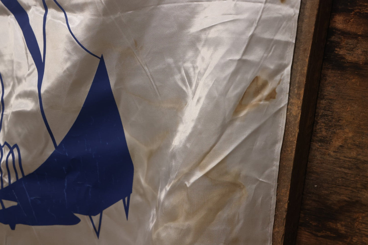 Lot 264 - Vintage Seattle World's Fair 1962 Nylon Flag Banner With Screen Printed Blue Graphics On White Field Featuring Space Needle And Other Landmarks, Yellow Fringe, Manufactured By Paramount Flag Co., San Francisco, California, 40-1/2" x 61-1/2"