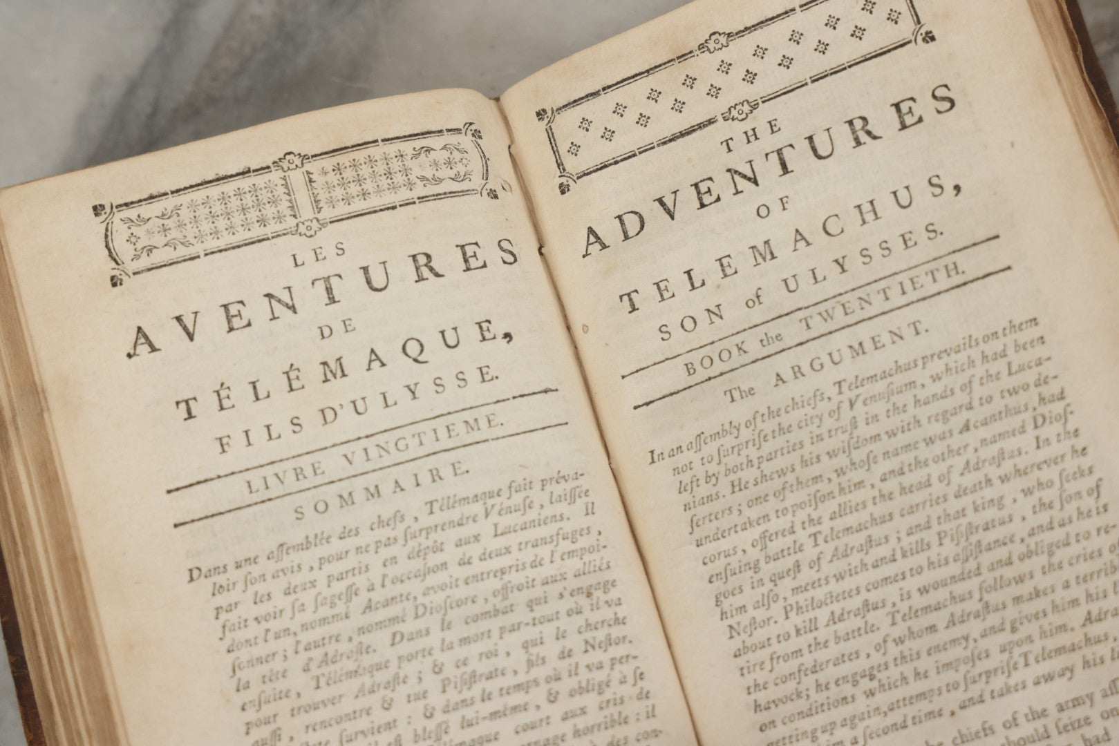 Lot 279 - "Les Aventures De Télémaque, Fils D'Ulysse" / "The Adventures Of Telemachus, Son Of Ulysses" Antique Bilingual French And English Book By François De Salignac De La Motte Fénelon, Volume II, Published By Delalain, Jeune, Libraire, Paris, 1792