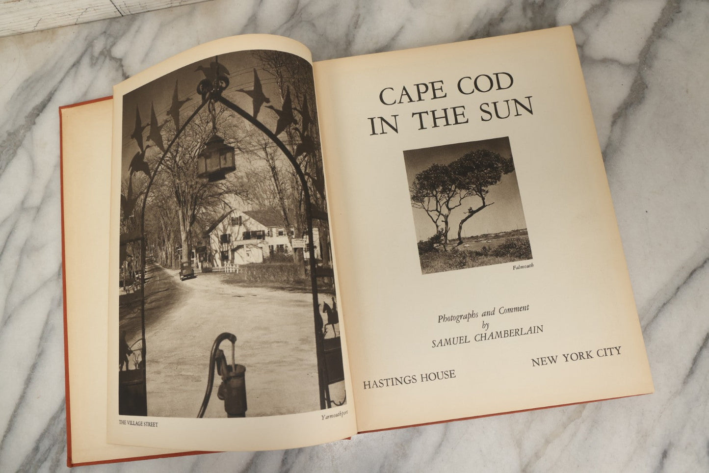 Lot 287 - Pair Of Vintage Illustrated And Photographic Massachusetts Art Books Including "Nantucket Woodcuts" By Naoko Matsubara With Text By Fritz Eichenberg, And "Cape Cod In The Sun" By Samuel Chamberlain
