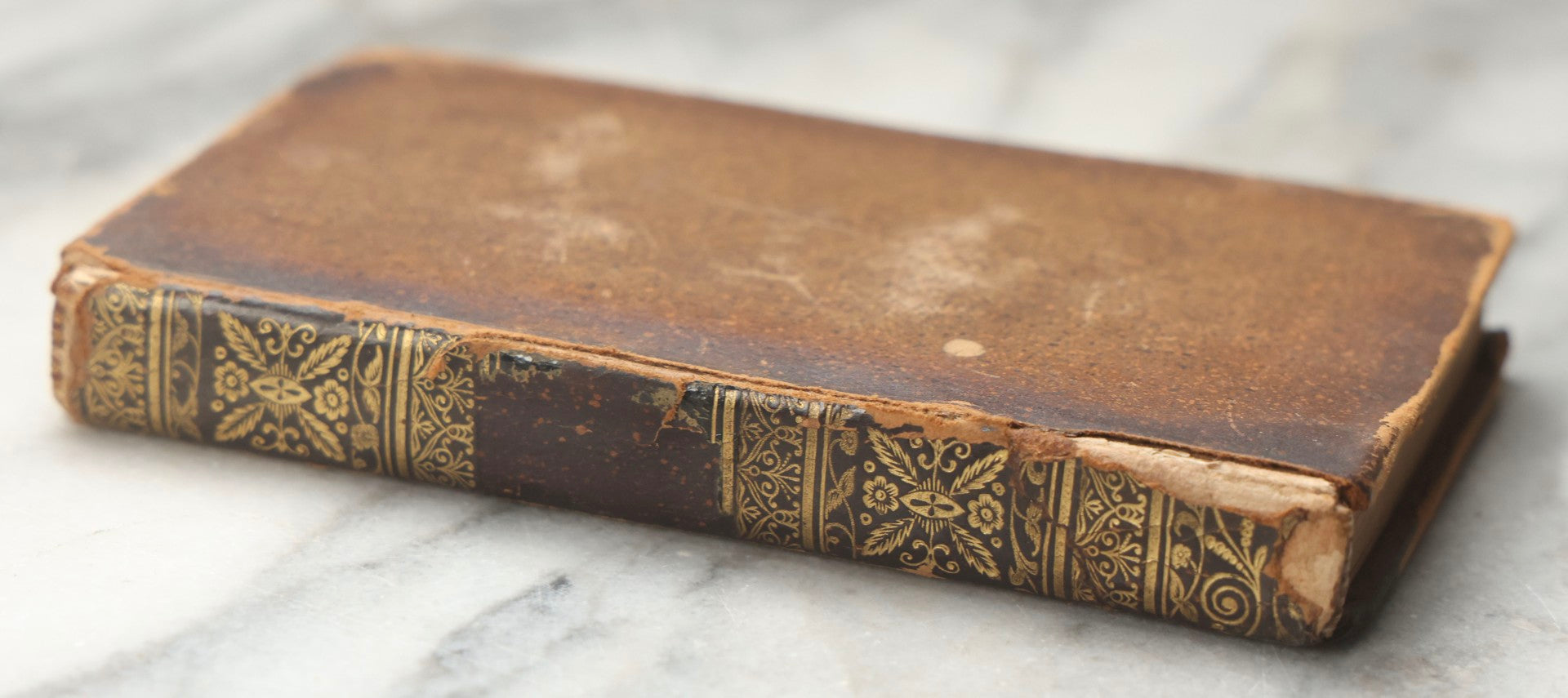 Lot 292 - "The Beauties Of Kirke White, Consisting Of Selections From His Poetry And Prose" Antique Poetry Book By Alfred Howard, Esq., Published By R. Griffin And Co., Glasgow And London, Undated