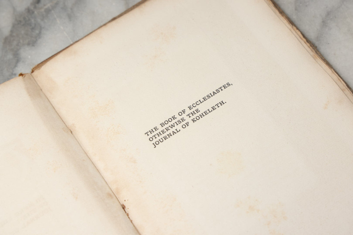 Lot 297 - "The Journal Of Koheleth: Being A Reprint Of The Book Of Ecclesiastes With An Essay By Elbert Hubbard" Antique Limited Edition Book, Roycroft Printing Shop, 1896, Note Front Cover Detached