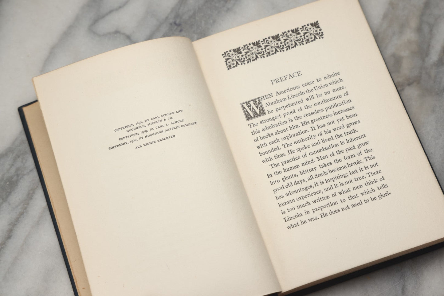 Lot 299 - "Abraham Lincoln, An Essay" Antique Biography Book By Carl Schurz, With Preface By Calvin Coolidge, Published By Houghton Mifflin Company, Boston And New York, 1920