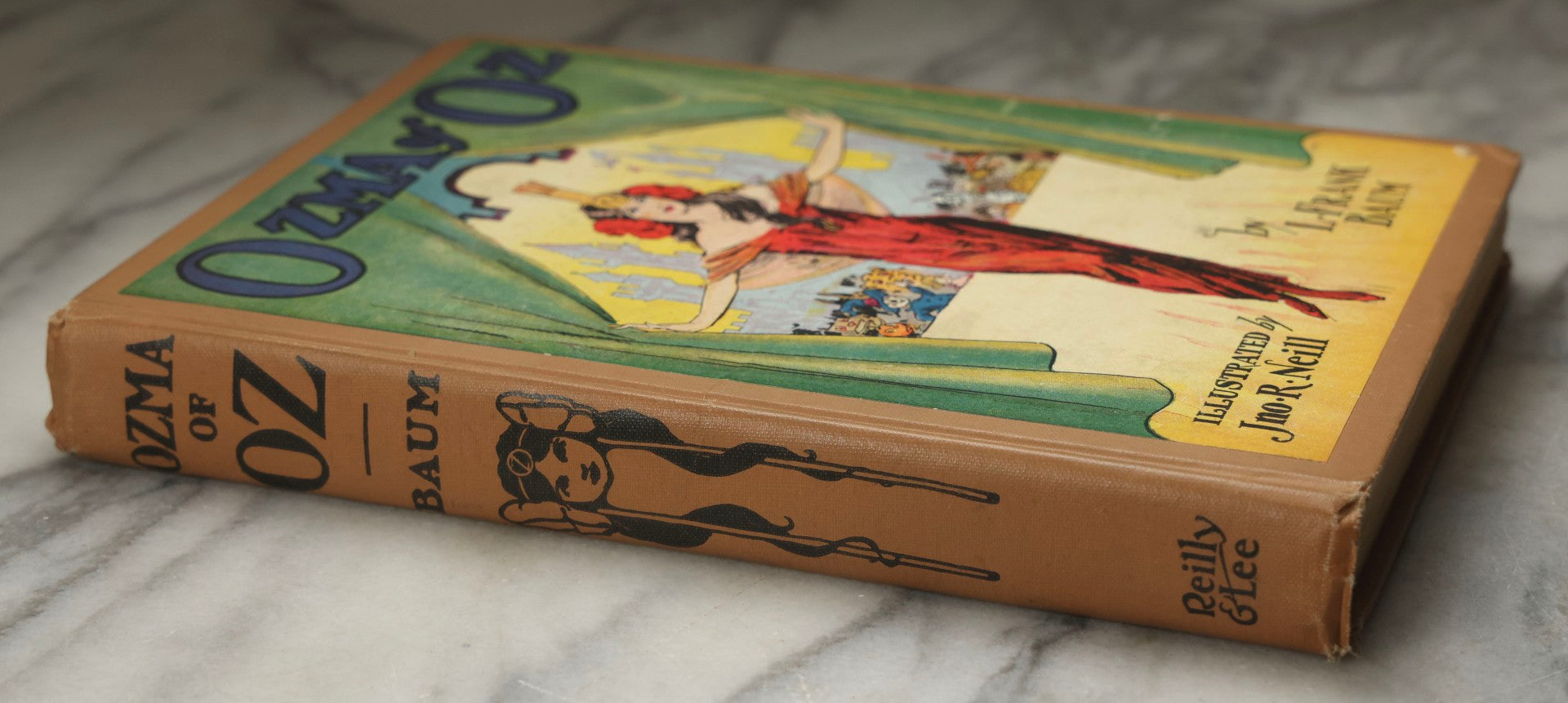 Lot 317 - "Ozma Of Oz" Antique Illustrated Fantasy Book By L. Frank Baum, Illustrated By John R. Neill, Published By The Reilly & Lee Co., Chicago, 1907