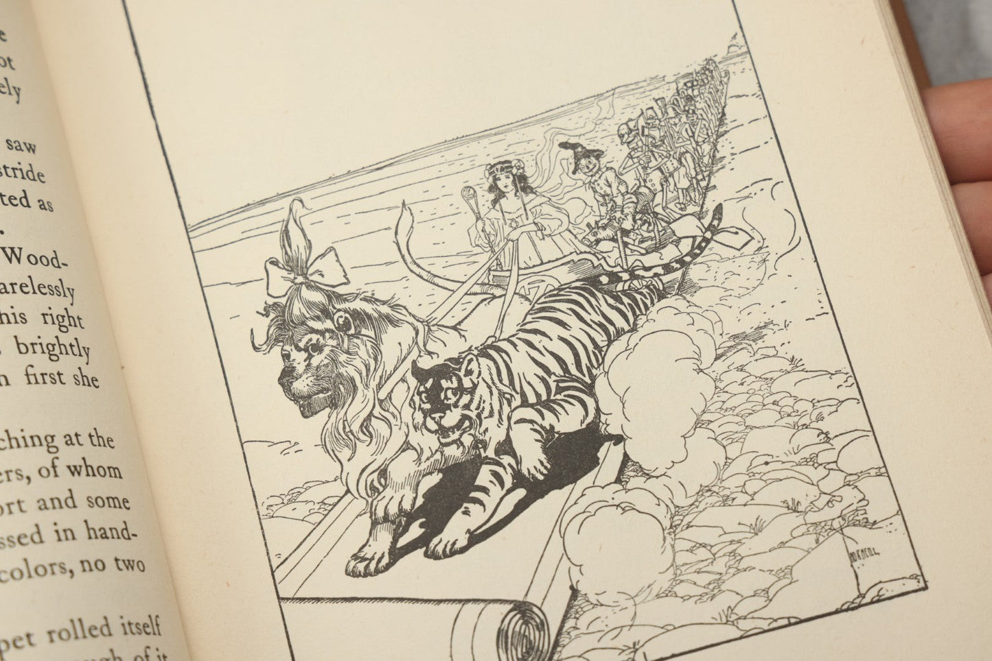 Lot 317 - "Ozma Of Oz" Antique Illustrated Fantasy Book By L. Frank Baum, Illustrated By John R. Neill, Published By The Reilly & Lee Co., Chicago, 1907