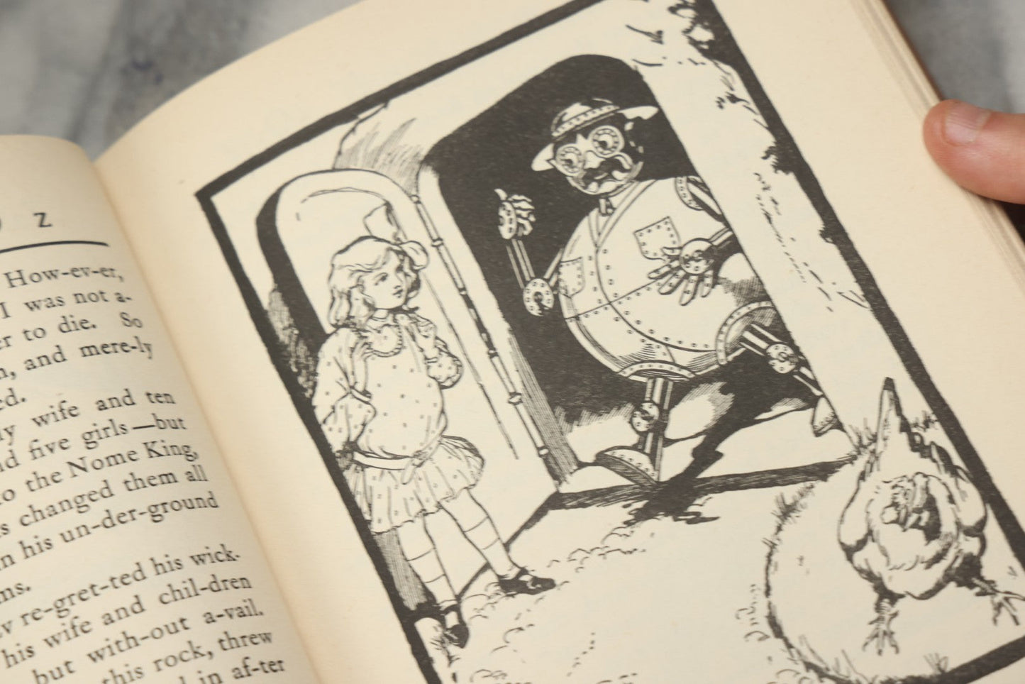 Lot 317 - "Ozma Of Oz" Antique Illustrated Fantasy Book By L. Frank Baum, Illustrated By John R. Neill, Published By The Reilly & Lee Co., Chicago, 1907