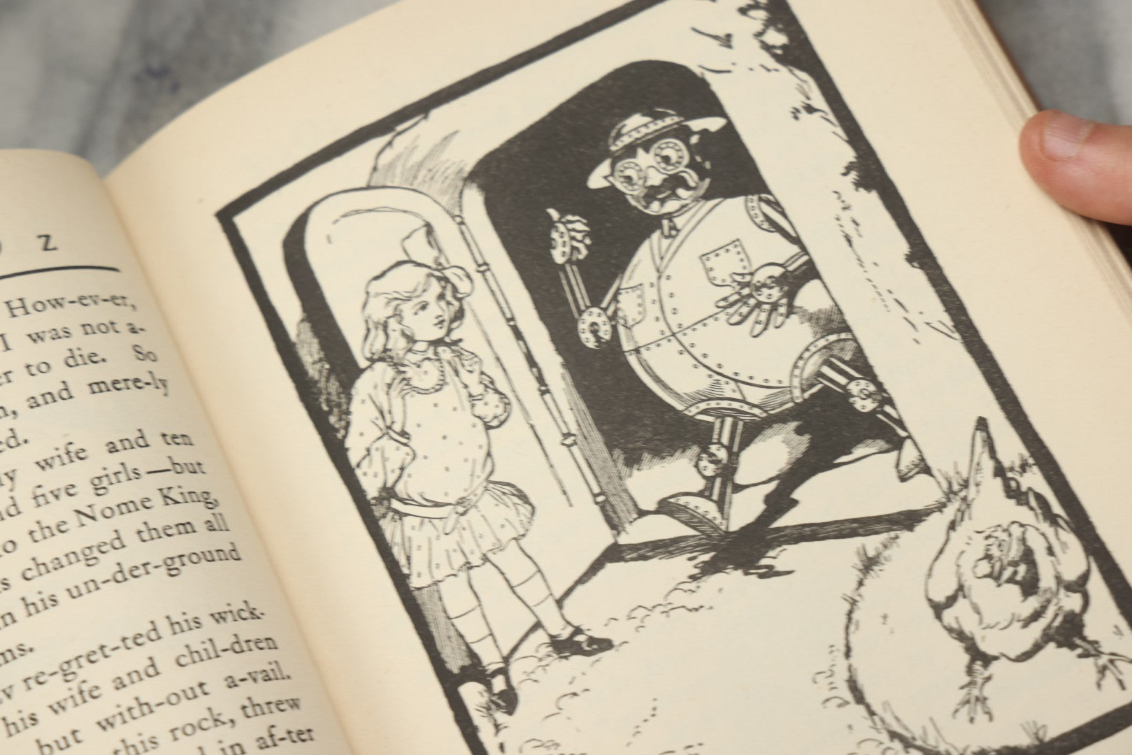 Lot 317 - "Ozma Of Oz" Antique Illustrated Fantasy Book By L. Frank Baum, Illustrated By John R. Neill, Published By The Reilly & Lee Co., Chicago, 1907