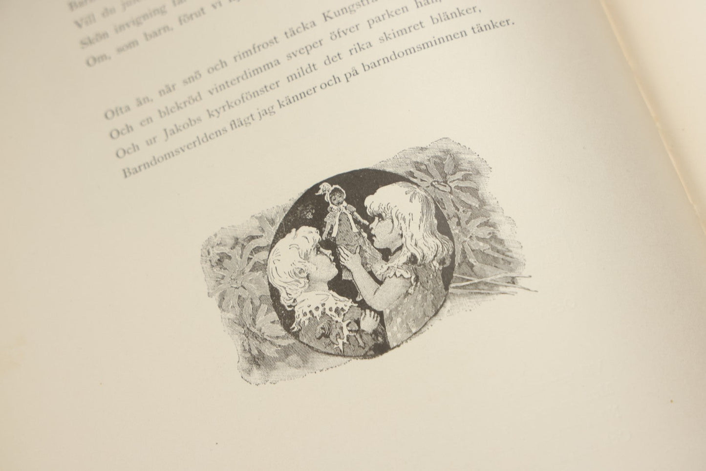 Lot 322 - "Vid Juletid" Antique Swedish Illustrated Christmas Poetry Book By C. D. Af Wirsén, Illustrated By Jenny Nyström, Published By The Engberg-Holmberg Publishing Co., Chicago, Undated, With Gilt And Silver Cover Designs Featuring Three Wise Men