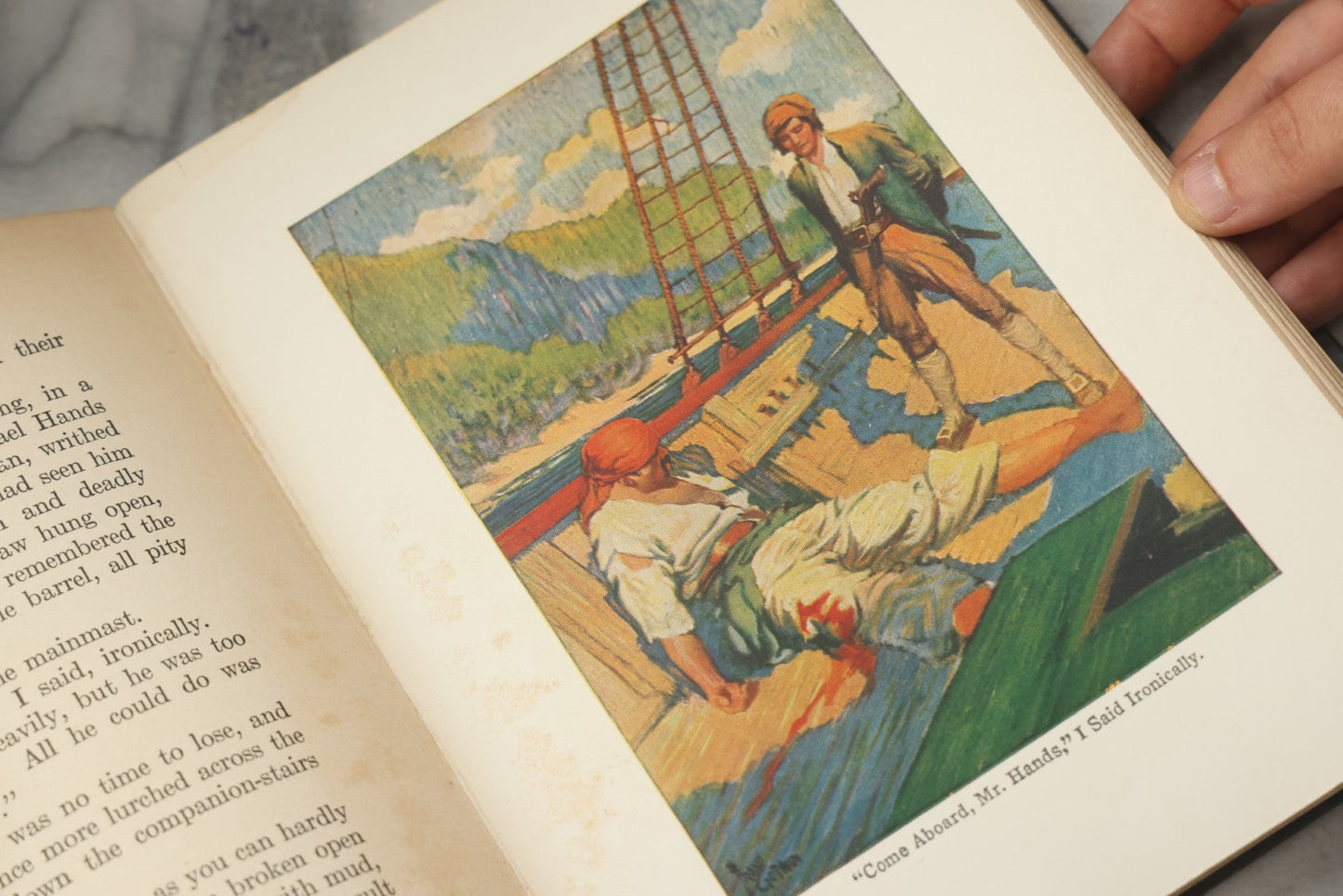 Lot 329 - "Treasure Island" Antique Illustrated Adventure Book By Robert Louis Stevenson, With Introduction And Notes By Gilbert Sykes Blakely, Illustrated By Frank Godwin, Published By The John C. Winston Co., Philadelphia, 1924