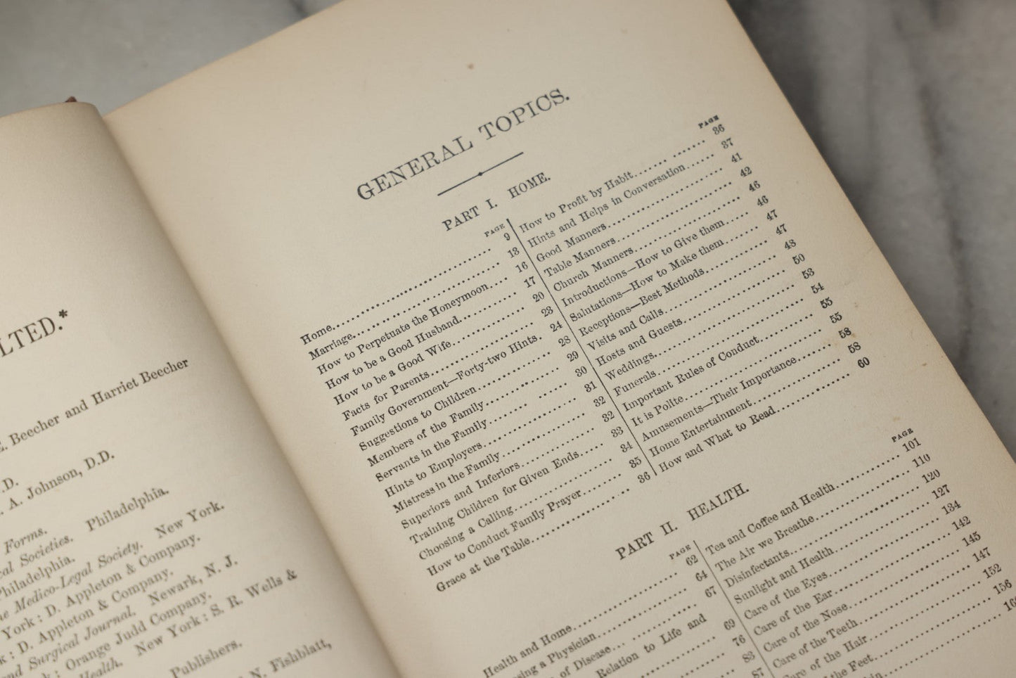 Lot 331 - "Home And Health And Home Economics" Antique Domestic Reference Book By C. H. Fowler, D.D., Ll.D., And W. H. De Puy, A.M., D.D., Published By Phillips & Hunt, New York, 1880
