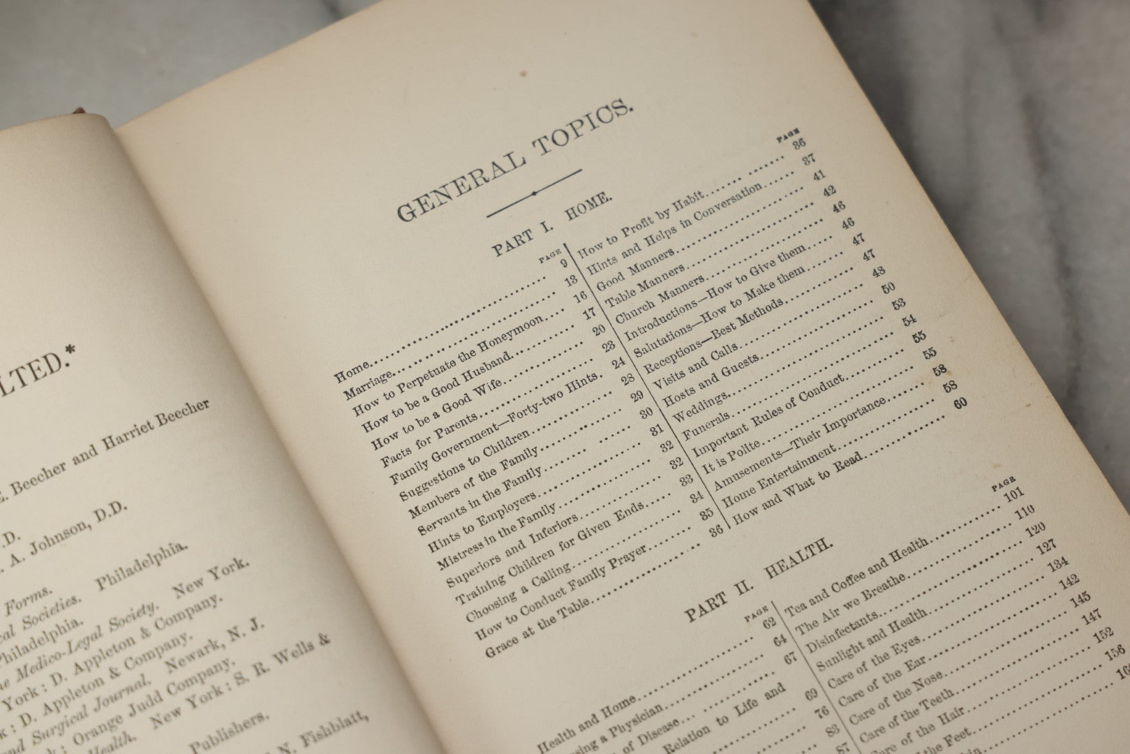Lot 331 - "Home And Health And Home Economics" Antique Domestic Reference Book By C. H. Fowler, D.D., Ll.D., And W. H. De Puy, A.M., D.D., Published By Phillips & Hunt, New York, 1880