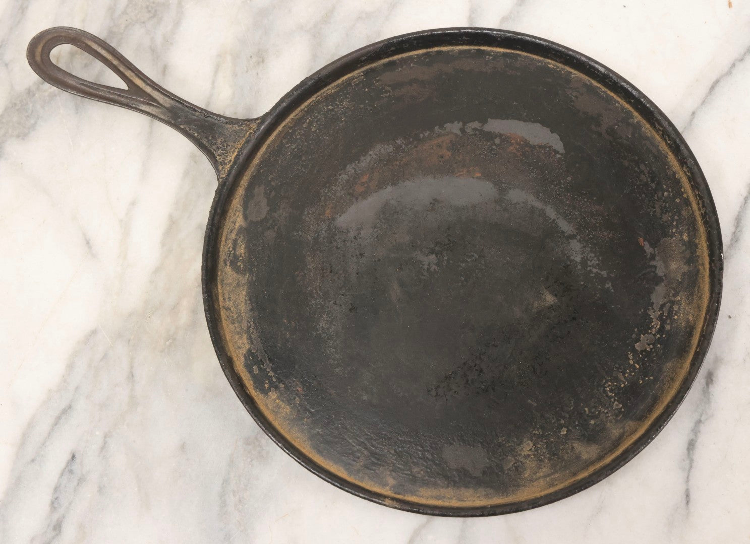 Lot 082 - Vintage Cast Iron Round Griddle, Marked "7 9," 9-1/4" Diameter