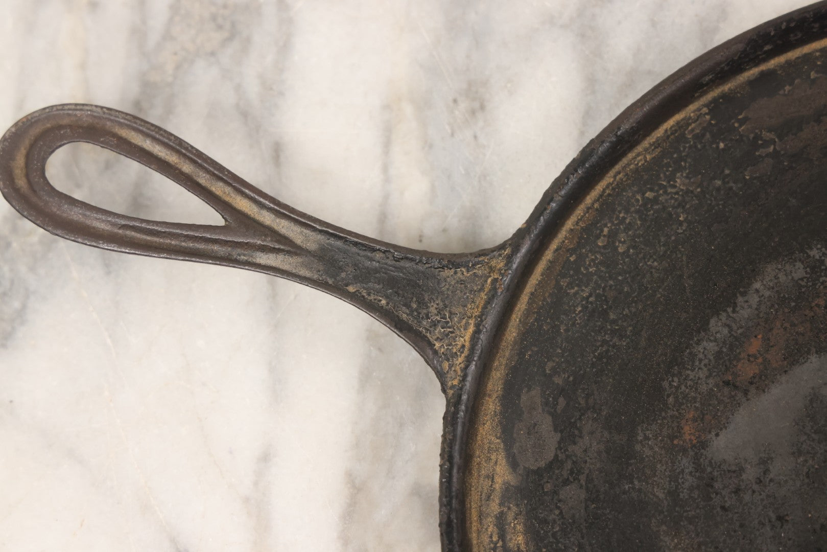 Lot 082 - Vintage Cast Iron Round Griddle, Marked "7 9," 9-1/4" Diameter
