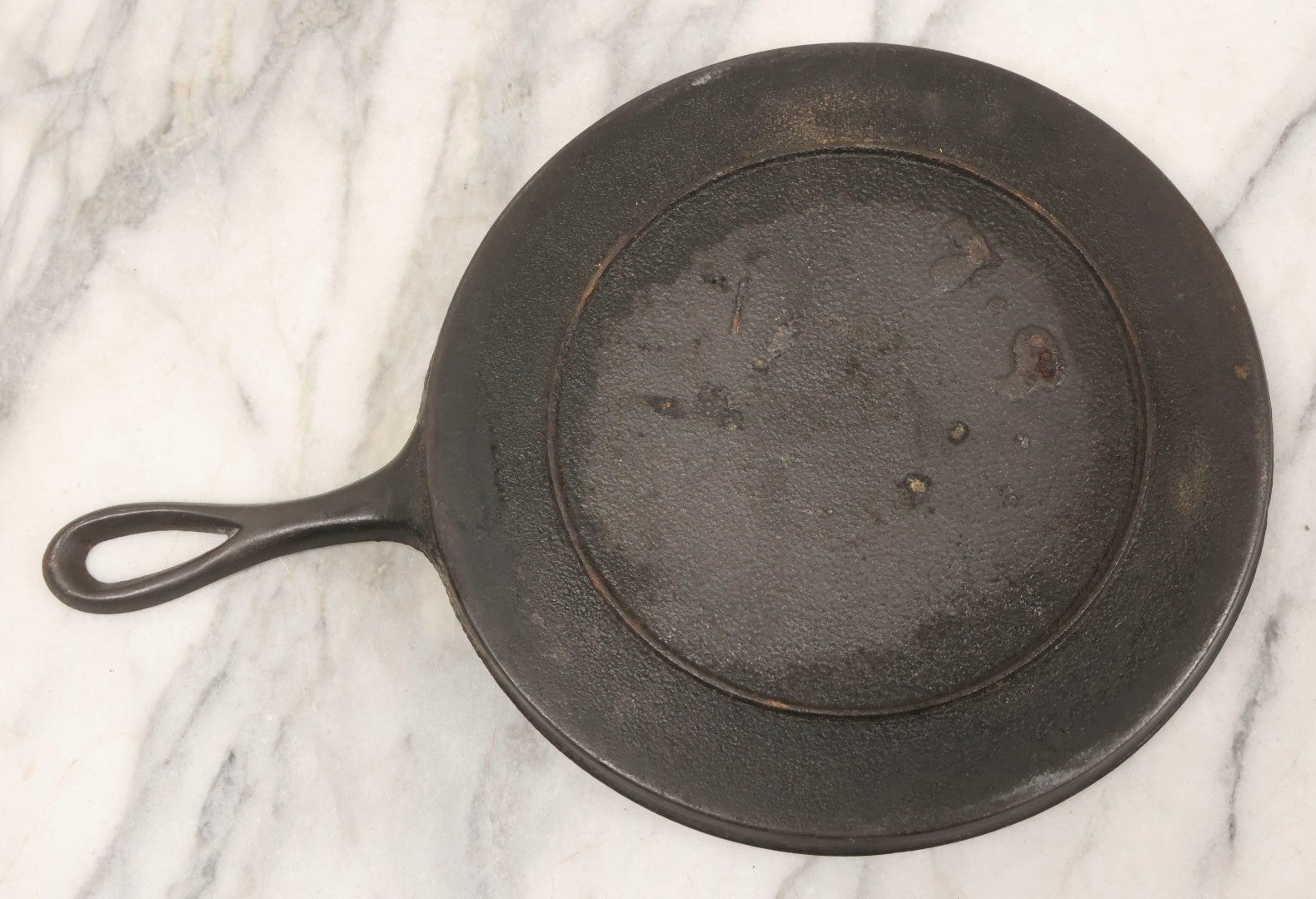 Lot 082 - Vintage Cast Iron Round Griddle, Marked "7 9," 9-1/4" Diameter