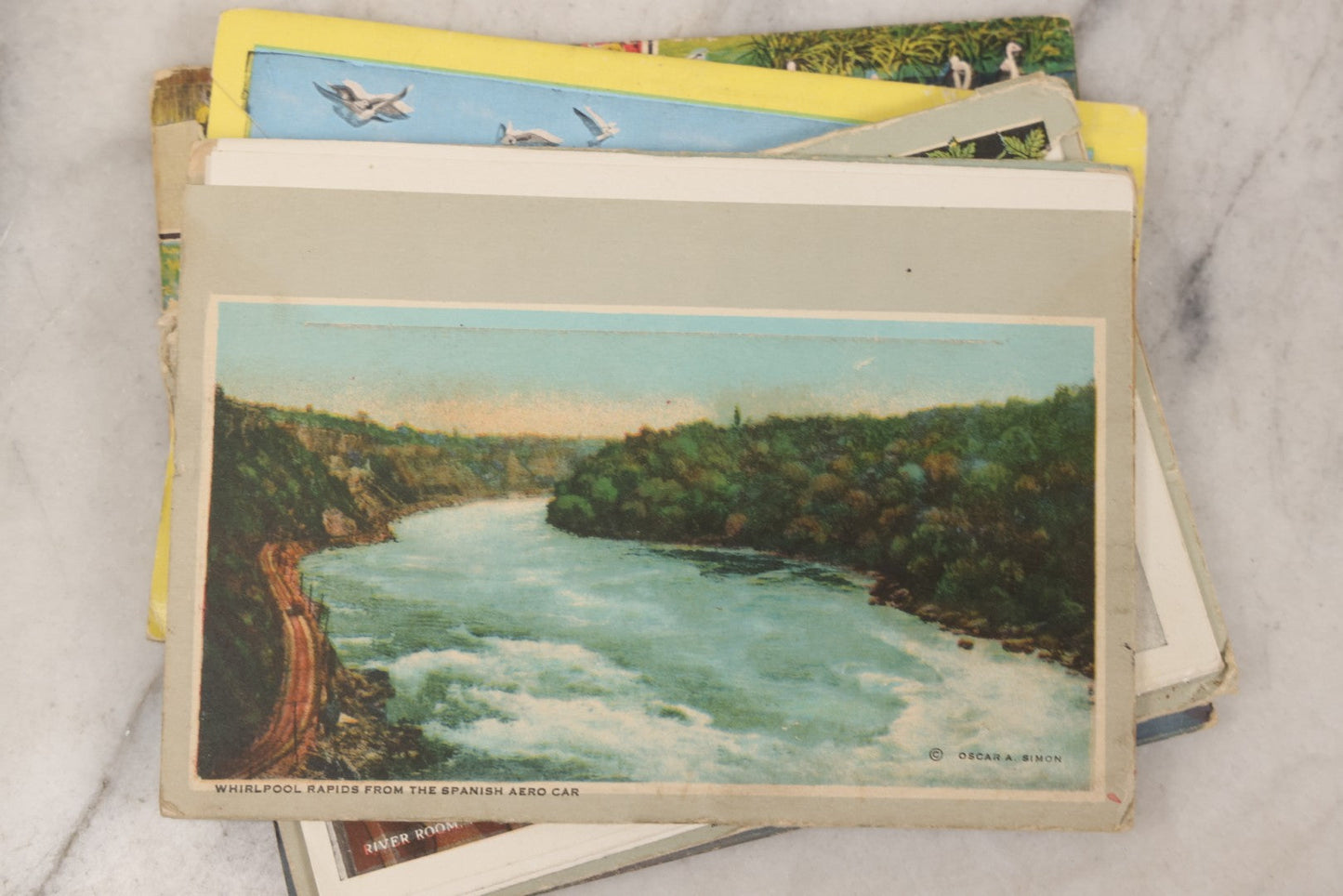 Lot 147 - Grouping Of Six Antique And Vintage Souvenir Postcard Folders Including Florida, Texas, The Bronx Zoo, Mount Vernon, Hollywood, And Niagara Falls