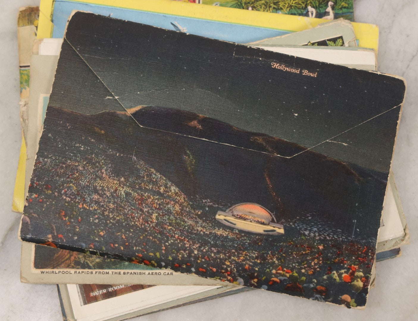 Lot 147 - Grouping Of Six Antique And Vintage Souvenir Postcard Folders Including Florida, Texas, The Bronx Zoo, Mount Vernon, Hollywood, And Niagara Falls