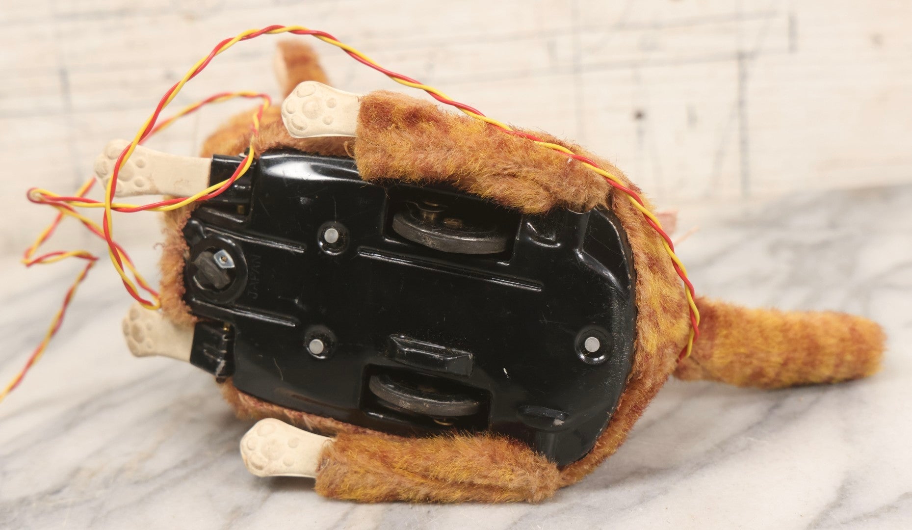 Lot 175 - Vintage Battery-Operated Animated Tabby Cat Toy With Light-Up Eyes And Wired Controller, Made In Japan, Working Condition