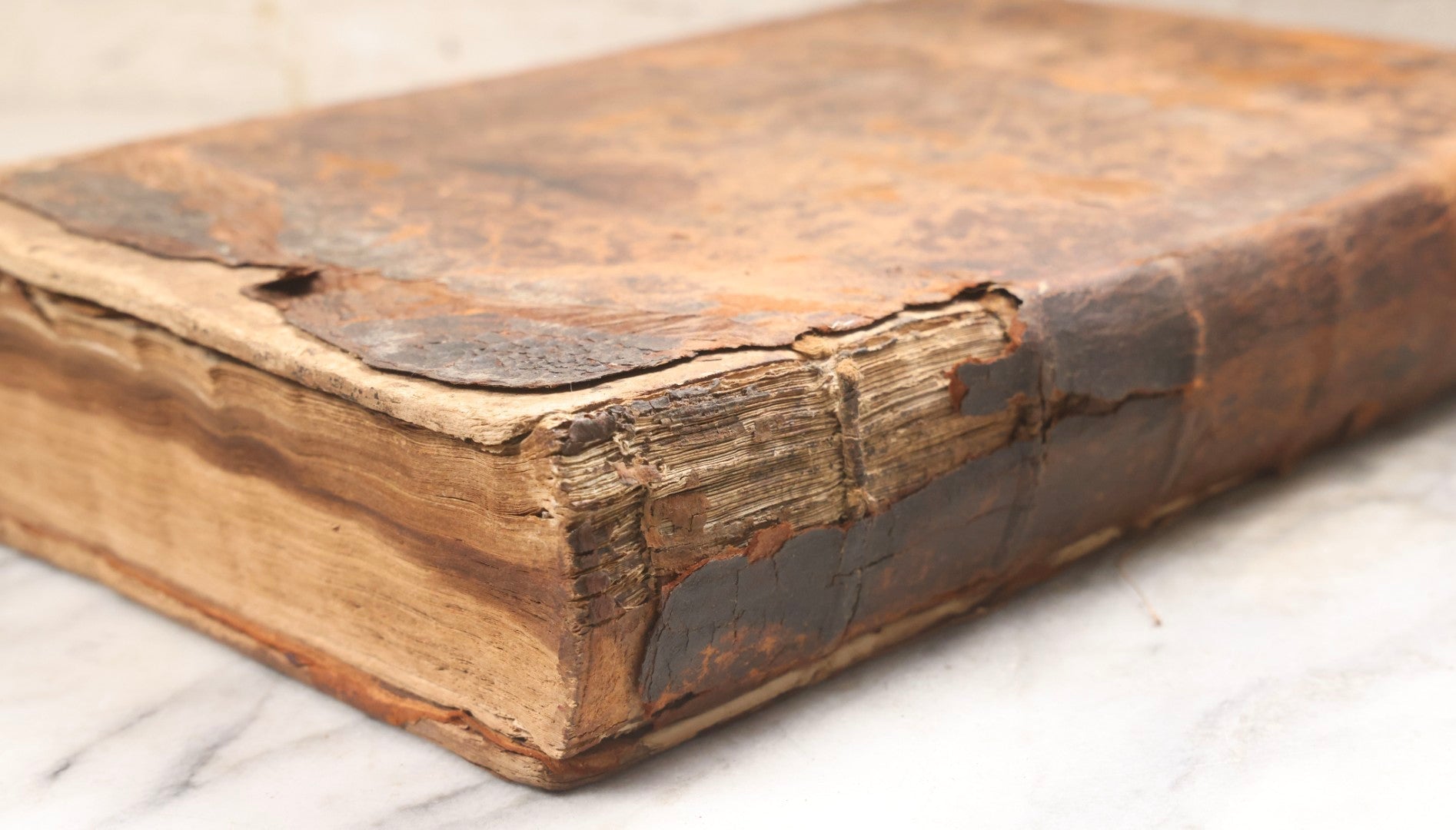 Lot 197 - "The Whole Works Of Flavius Josephus" Antique Religious And Historical Book Translated Into English By Sir Roger L'Estrange, Knight, Printed By Henry Galbraith, Dundee, 1766