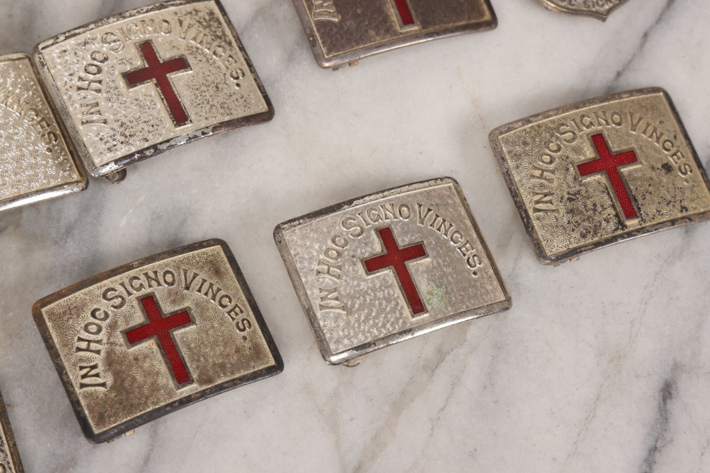 Lot 110 - Grouping Of 22 Vintage And Antique Knights Templar Masonic Belt Buckles With Red Cross And Motto "In Hoc Signo Vinces" ("In This Sign You Shall Conquer")