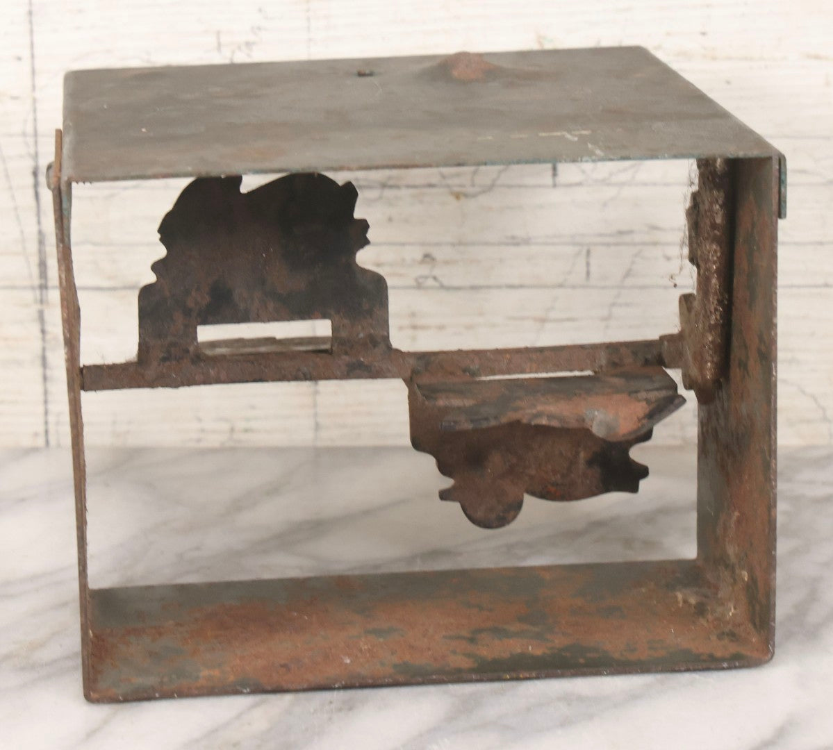 Lot 119 - Antique Cast Metal Revolving Shooting Target With Water Bird And Running Mammal Designs