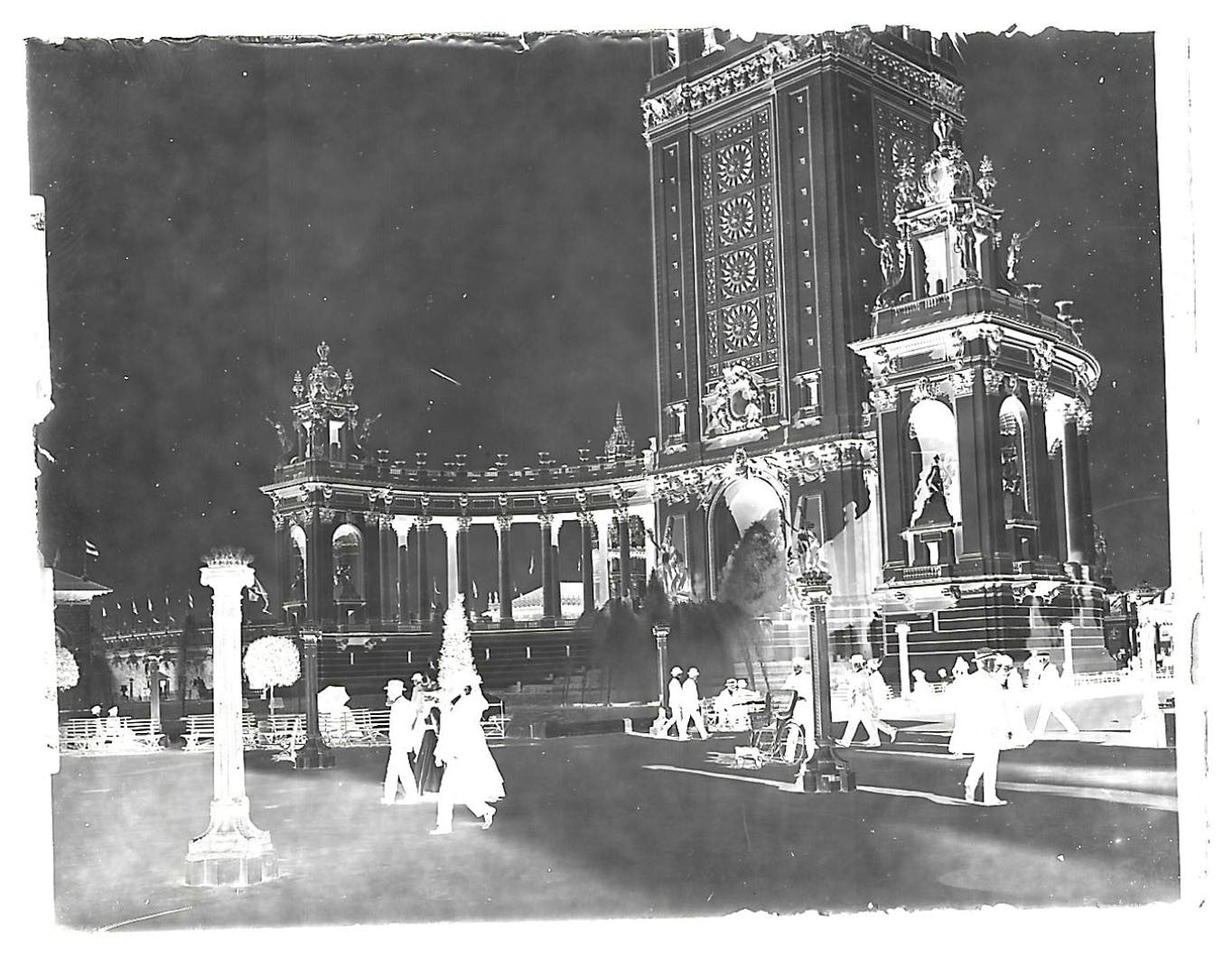 Lot 152 - Grouping Of 17 Antique Glass Plate Photo Negatives Including Pan-American Exposition, Buffalo, New York, Circa 1901, And Views Of A Small Town